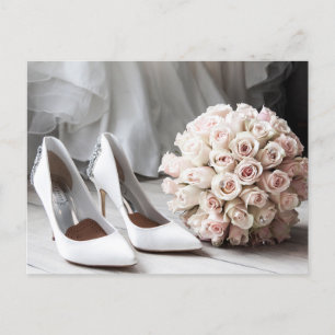 Bridal Shoes und Rose Bouquet Wedding Day Postkarte
