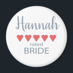 Bridal & Wedding Party 5 Herz Braut Magnet<br><div class="desc">Die Mitglieder der Brautparty- und Hochzeitsfeier werden sich mit einem "Fünf-Herzen-Geschenk", das speziell für sie gemacht wurde, geliebt und geschätzt fühlen. Liebe ist das, worum es geht. Ob Hochzeit oder Hochzeit in Urlaubsort in der Heimatstadt - die personalisierten Gegenstände werden sicher sein, Lächeln auf den Weg zu bringen. Die individuell...</div>