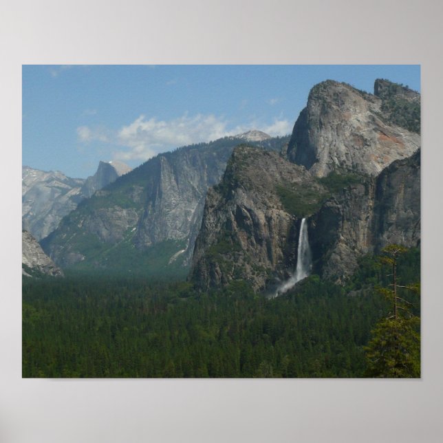Bridalveil Falls und Halb Dome bei Yosemite Poster (Vorne)