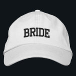Bride Bestickte Baseballkappe<br><div class="desc">Minimalistische Bräune Baseballkappe. Ideal für Junggeselinnen-Abschiede und Flitterwochen.</div>
