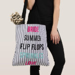 BRIDE & Bridesmaier Summer Bridal Sprinkle Party<br><div class="desc">Darling, sie wird diese fantastische Party-Tasche Liebe, machen es zum perfekten Geschenk Set mit koordinierendem Tee und Strandtuch. Ein wunderschönes Memento deines Party, es wird für viele Jahre ein Sake sein. Es ist auch ein tolles Geburtstag, Abschluss oder Babyduschgeschenk, um es ganz individuell zu gestalten! Suchen Sie andere lustige Ideen,...</div>