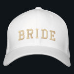 Bride | Champagne Gold Bachelorette Moderne Bestickte Baseballkappe<br><div class="desc">Bride super niedliche individuelle Design, die Sie mit dem Namen Ihrer Braut für Ihre Bachelorette anpassen können. Das Design besticht durch einen modernen sportlichen Schriftart in der Uni, gepaart mit einer handgeschriebenen Schriftart-Typografie auf der Rückseite in einem modernen minimalistischen lässigen Stil mit schlichter Champagner-Goldstickerei. Dieses Design ist einfach zu personalisieren...</div>