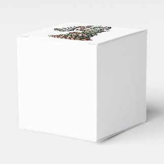 Bride Decorates Wedding Cake Geschenkschachtel