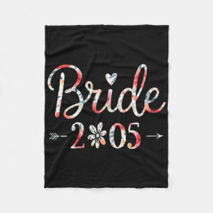 Bride Est 2025 Verheiratet Wedding Brautparty Bach Fleecedecke