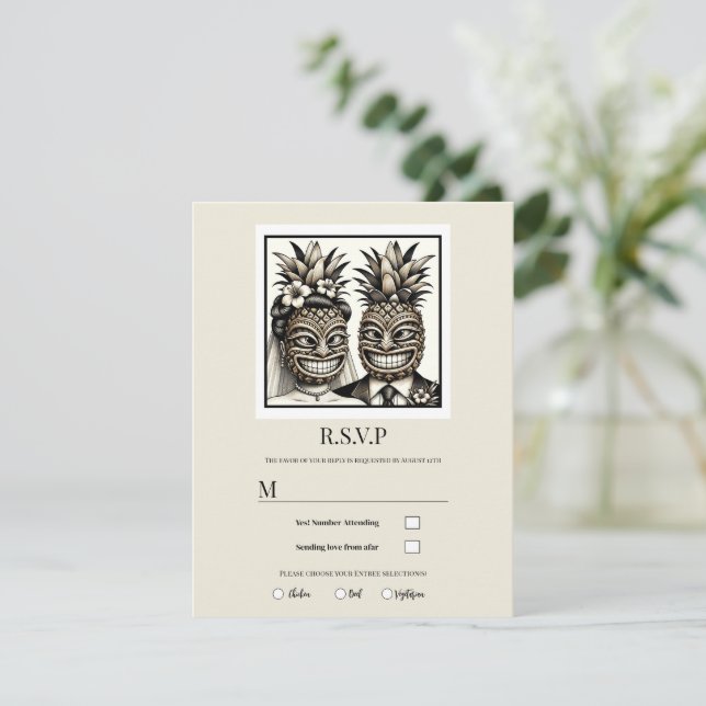 Bride & Groom Aloha Pineaple Tiki Wedding RSVP Einladung (Stehend Vorderseite)
