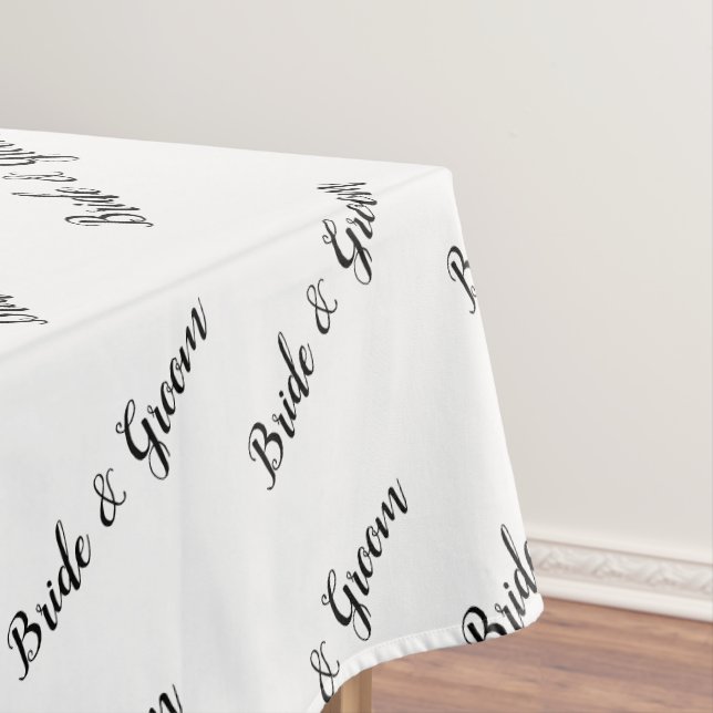 Bride Groom Diagonal Typografie Tischdecke (Beispiel)