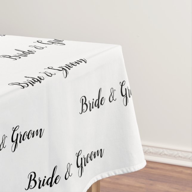 Bride Groom Schwarz-weiße Typografie Tischdecke (Beispiel)