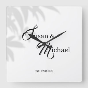 Bride & Groom's Black & White Theme Uhr