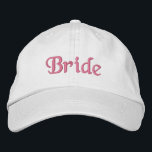Bride Hat Bestickte Kappe<br><div class="desc">Maßgeschneiderte Bride bestickte Baseballkappe / Hut von Heard_. Das Bild ist weiß mit rosa Buchstaben.</div>
