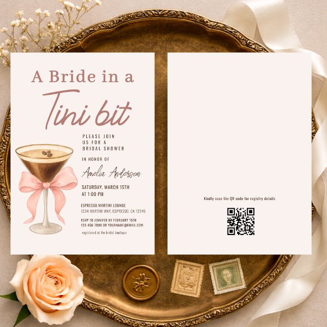 Bride in a Tini Bit QR Code Bridal Shower Einladung (Von Creator hochgeladen)