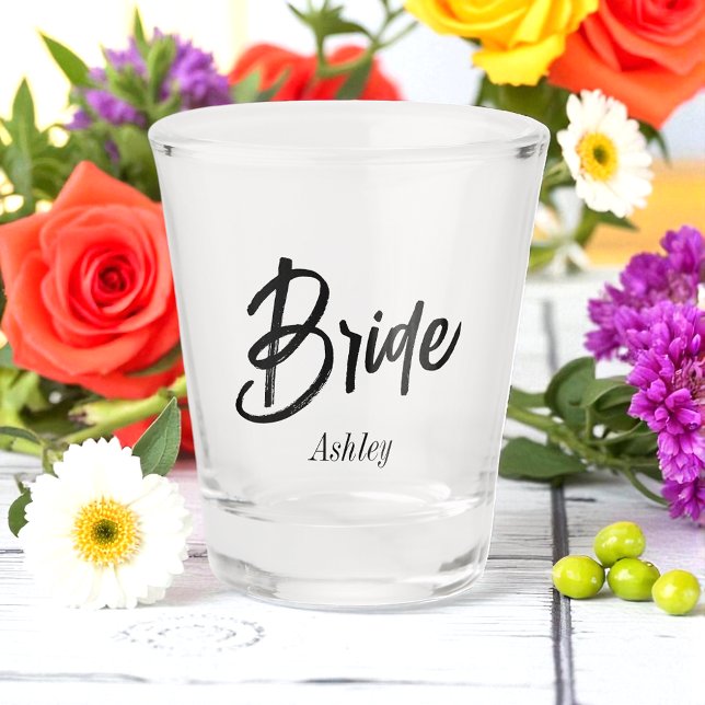 Bride Schwarz-weiß Script Wedding Schnapsglas (Von Creator hochgeladen)