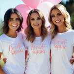 Bride Squad Bachelorette T-Shirt<br><div class="desc">Mit diesem stilvollen "Bride Squad" Tee können Sie Ihre Unterstützung für die zukünftige Braut zeigen. Ideal für Junggeselinnen-Abschiede und Hochzeitsfeiern!</div>
