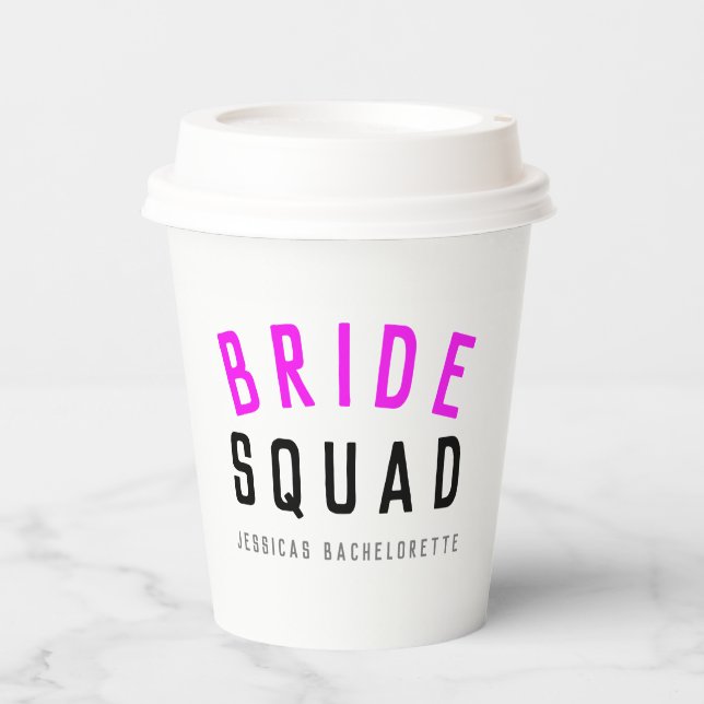 Bride Squad | Hot Pink Bachelorette Bridesmaid Pappbecher (Vorderseite)
