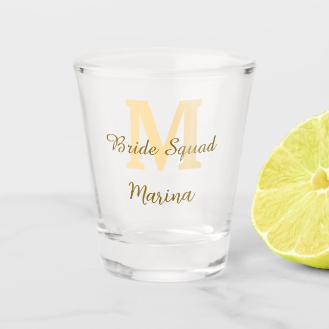 Bride squad monogram golden bridal shower simple  schnapsglas (Vorderseite)