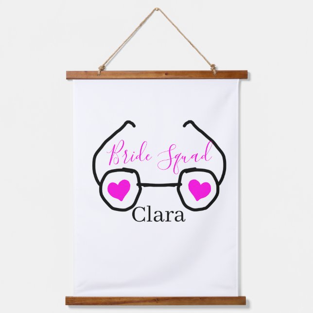 Bride Squad rosa schwarze Brille Herz Brautjungfra Wandteppich Mit Holzrahmen (Vorderseite)