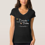 Bride Tribe Boho Script Wedding Bridesmaid T-Shirt<br><div class="desc">Feiern Sie Ihre Hochzeitsfeier stilvoll mit unserem Bride Stamm Boho Script Wedding Bridesmaid T - Shirt. Dieser T - Shirt verkörpert den Geist der böhmischen Eleganz und Kameradschaft und ist somit die ideale Wahl für Junggeselinnen-Abschiede, Brautpartys oder lässige Hochzeitsfeiern, im Einklang mit der trendigen und personalisierten Brautkleidung, die auf Zazzle...</div>