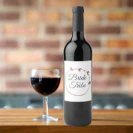 Bride Tribe Mocha Simple Heart Wreath Weinetikett