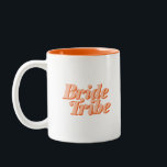 Bride Tribe Retro 70er Wedding Bridal Tasse<br><div class="desc">Eine moderne Retro-Bride-Stamm-Tasse in einer Vintagen Groovy-Farbpalette. Ideal für Frühjahrsfeiern,  Brautpartys und als Geschenk für Ihren Brauenstamm und Ihre Brautmädchen.</div>