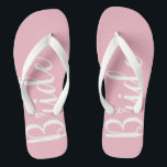 Bride Typografie Pink Flip Flops<br><div class="desc">Designed for the bride zu sein.</div>