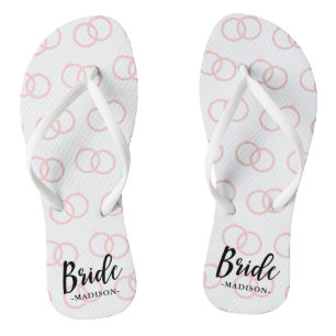 Bride Wedding Ring Muster und Name Flip Flops
