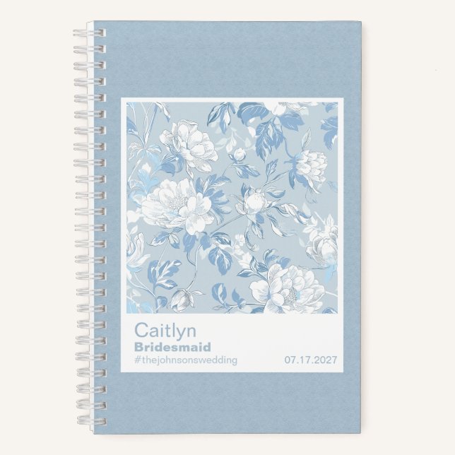 Bridesmaid Dusty Blue Floral Pattern Swatch Notizbuch (Vorderseite)