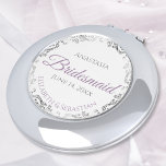Bridesmaid Gift Lavender Lila Silver Taschenspiegel<br><div class="desc">Diese kompakten Spiegel sind so konzipiert, dass sie den Brautmädchen in Ihrer Hochzeitsfeier einen Vorzug geben. Sie sind für die Koordination mit unserer Lila & Gray Elegant Wedding Suite konzipiert und zeichnen sich durch ein schlichtes und elegantes Design mit weißem Hintergrund, Lila & grau und einem silbernen Imitat mit Blumenrahmen...</div>