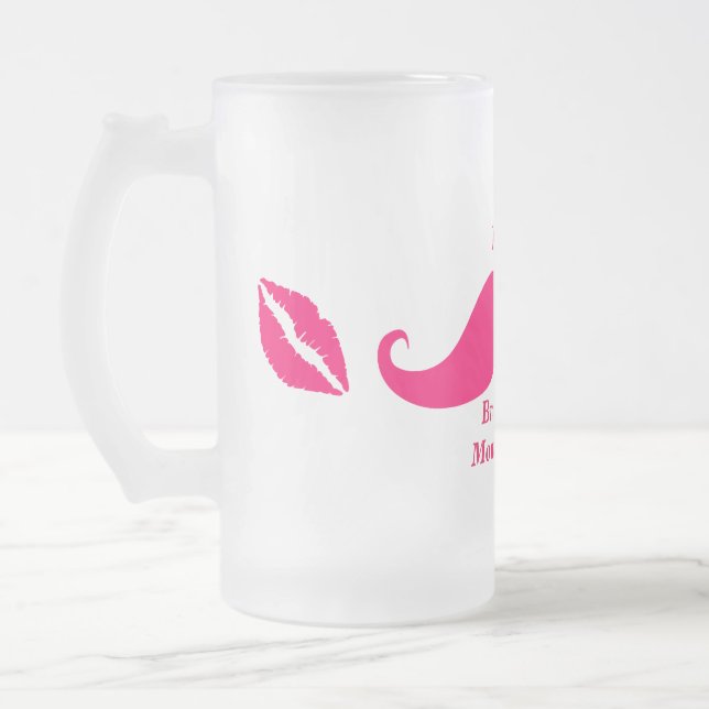 Bridesmaid Pink Mustache Mattiert Glass Tasse (Links)