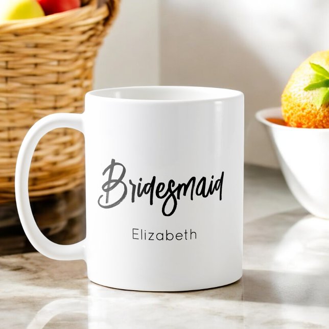 Bridesmaid Schwarz-weiße Tasse (Von Creator hochgeladen)