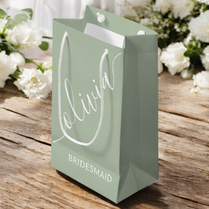 Bridesmaid Script Sage Green Minimalistisch Elegan Kleine Geschenktüte