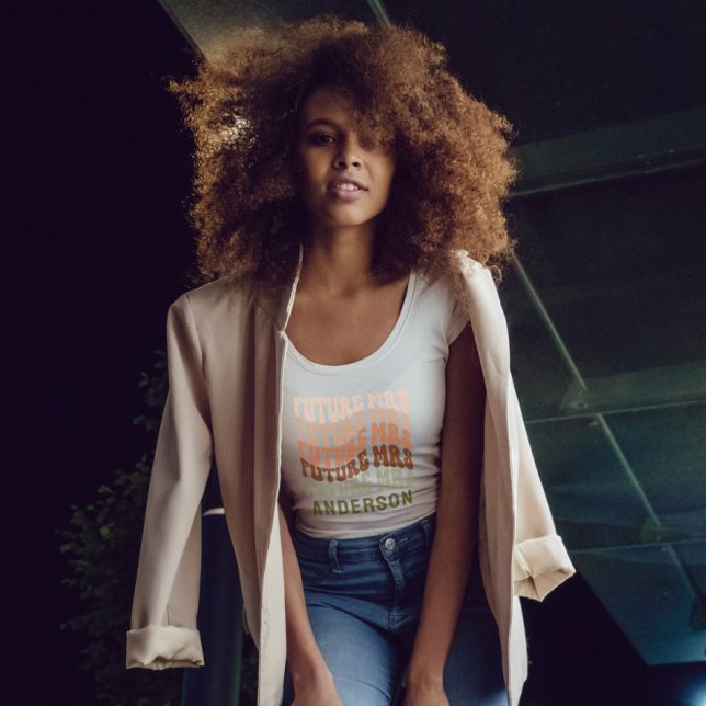 Bridesmaid Terracotta grün mädchenhaft Retro 60 ei T-Shirt (Von Creator hochgeladen)