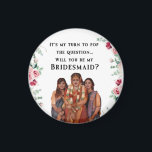 Bridesmaier Indian Wedding Magnet<br><div class="desc">Eine wunderschöne indische Hochzeit, bei der sie für ihren Segen und ihre Unterstützung an ihrem großen Tag ihre Leidenschaften fragte. Design von Chennai indipup. Welche Rolle spielt eine Brautjungfrau? Die Liste der Verantwortlichkeiten von Brautmeistern umfasst: Emotionale Unterstützung der Braut während der Hochzeitsplanung und Zeremonie zu jeder Zeit. Unterstützung der Trauzeugin...</div>