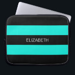 Bright Aqua Black Horiz Preppy Strip #3 Monogram Laptopschutzhülle<br><div class="desc">Helle Aqua und Schwarz Classic Preppy Horizontal Rugby Stripes #3 Monogram A stylish fett horizontal Streifen Muster mit einer Vorlage für Ihren Namen, Initialen oder anderen Text. Sie können auch den Schriftart und die Textgröße anpassen, den Text verschieben oder entfernen, zusätzliche Textfelder hinzufügen, Ihre eigenen Bilder hinzufügen und vieles mehr,...</div>