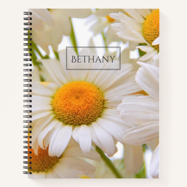 Bright Daisies Elegant Personalisiert Notizbuch (Vorderseite)