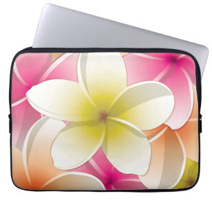 Bright Frangipani/ Plumeria flowers Laptopschutzhülle
