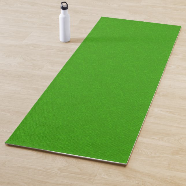 Bright green textured surface  swirling pattern yogamatte (Beispiel)