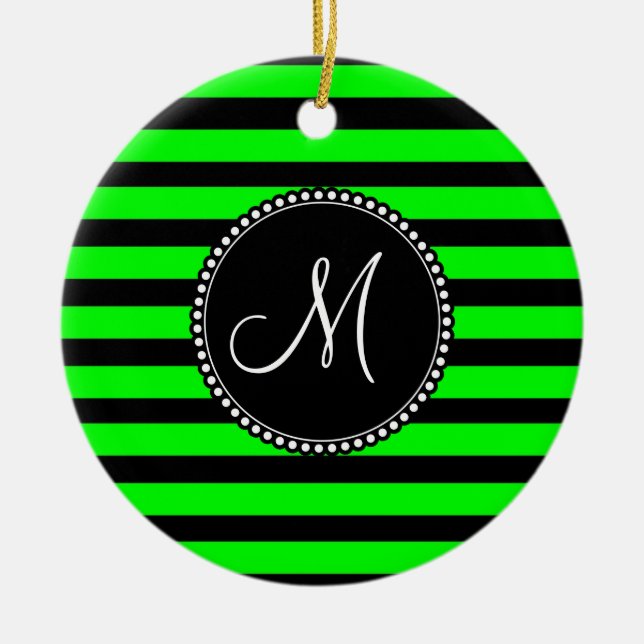 Bright Neon Lime Green und Black Stripes Keramik Ornament (Vorne)