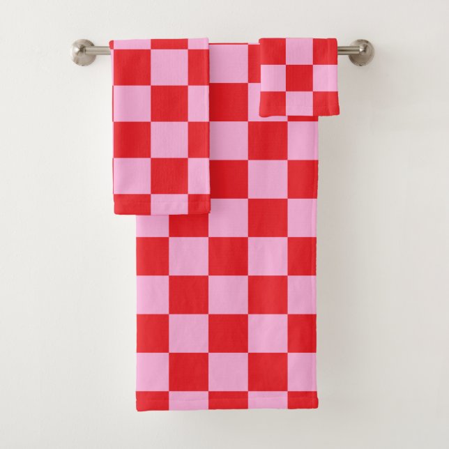 Bright Red and Light Pink Checkered Badhandtuch Set (Insitu)
