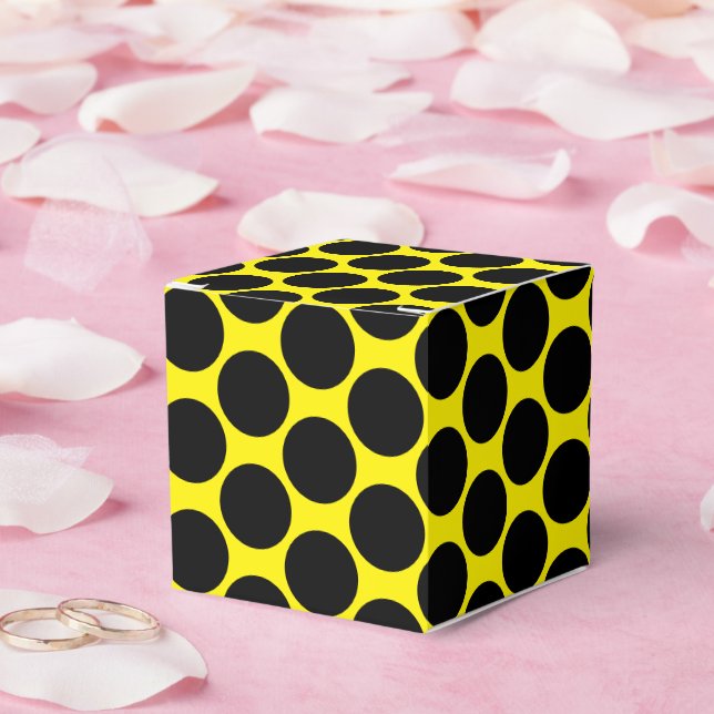 Bright Yellow with Black Dot Style Classic 2x2x2 Geschenkschachtel (Hochzeit)