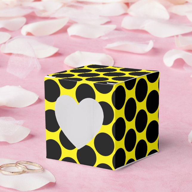 Bright Yellow with Black Dot Style Heart 2x2x2 Geschenkschachtel (Hochzeit)