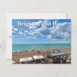 Brighton und Hove Beach an einem Sommertag Postkarte