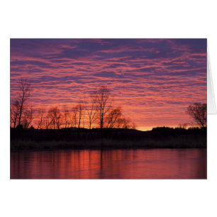 Brillanter Sonnenuntergang spiegelt sich im Calamu