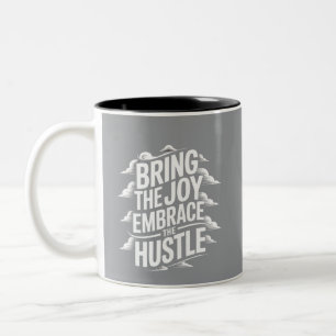 BRING DIE FREUDE, UMARM DEN RUMMEL ZWEIFARBIGE TASSE