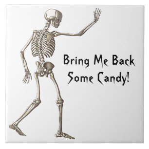 Bring mir ein paar Halloween-Skelett-Bonbons mit Fliese