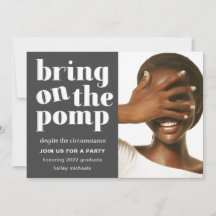 Bringen Sie das Pomp One Foto Grad Party an