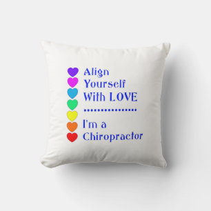 Bringen Sie sich mit Liebe an - ich bin Chiroprakt Kissen
