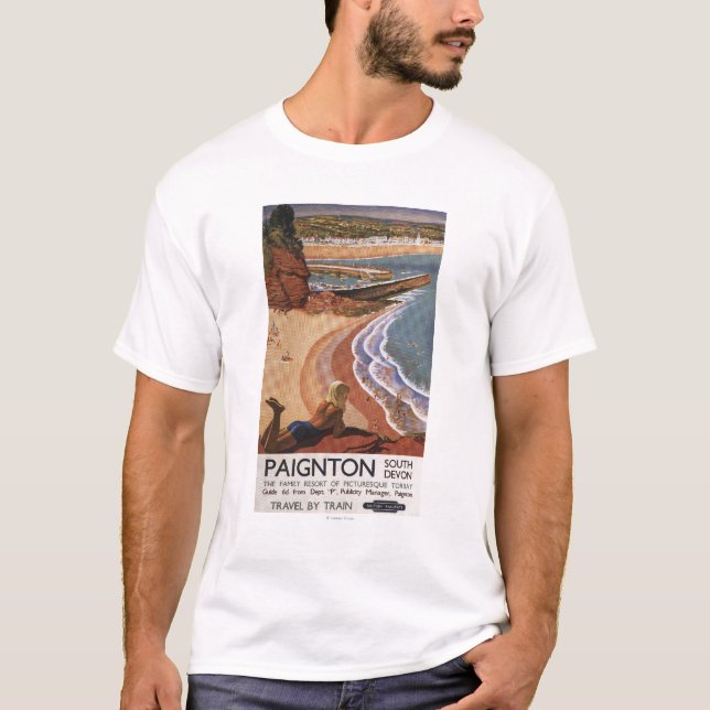 Britisches Eisenbahn-Mädchen, das über einer T-Shirt (Vorderseite)