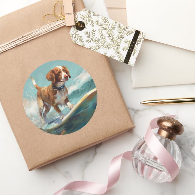 Brittany Spanel Beach Surfmalerei Runder Aufkleber (Schenken)