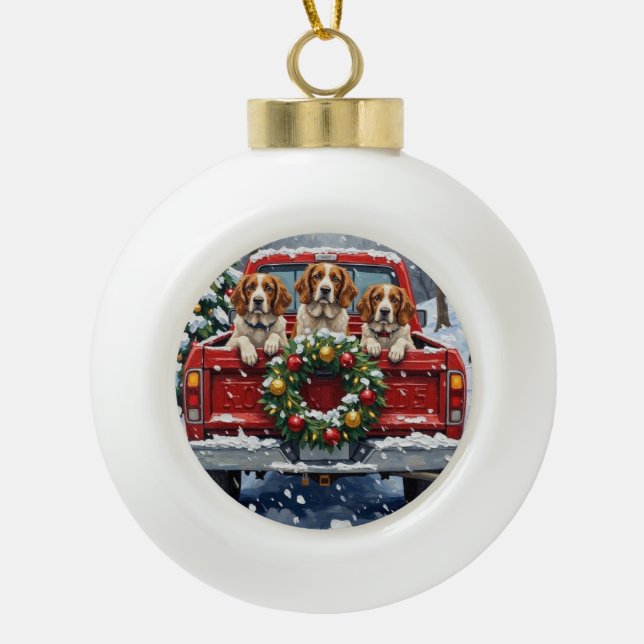 Brittany Spaniel Christmas Red Truck Holiday Keramik Kugel-Ornament (Vorderseite)
