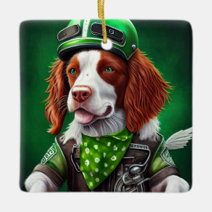 Brittany Spaniel driving bike St. Patrick's Day Keramikornament