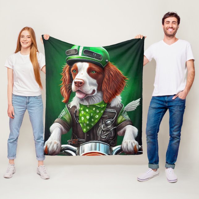 Brittany Spaniel Fahrrad St. Patrick's Day Fleecedecke (Beispiel)